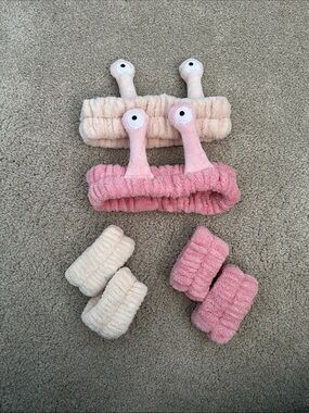 Plush Pink & Cream Spa Headbands and Wrist Wraps Set